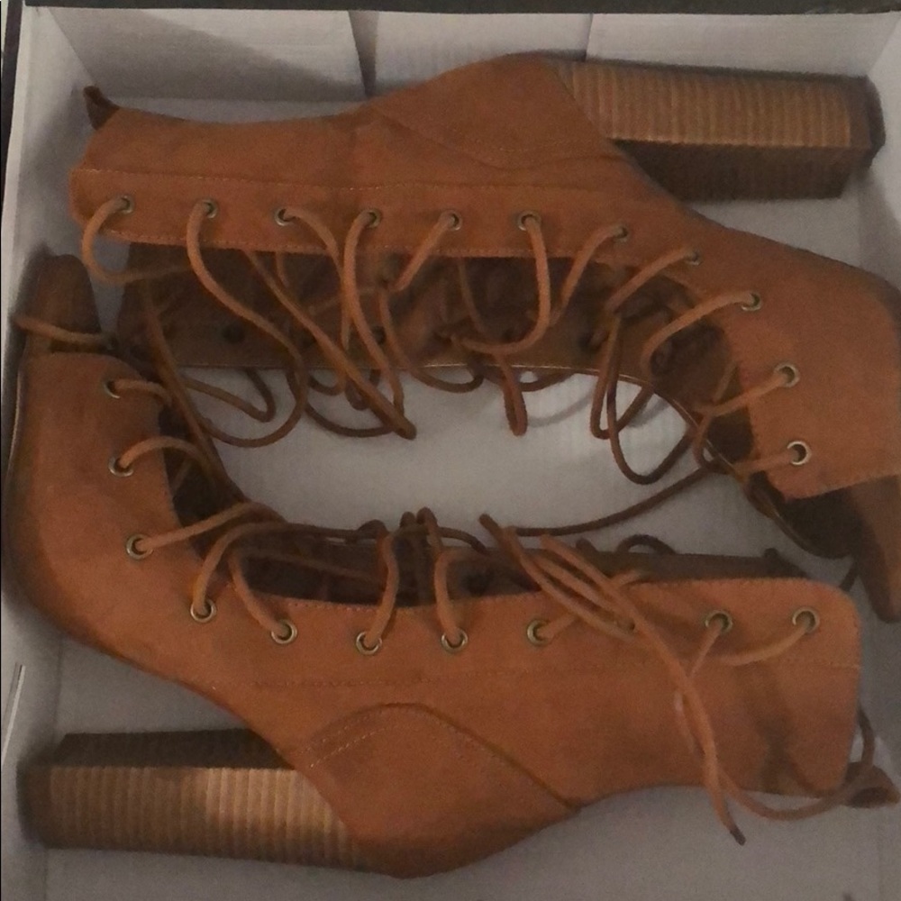 Lulus heels